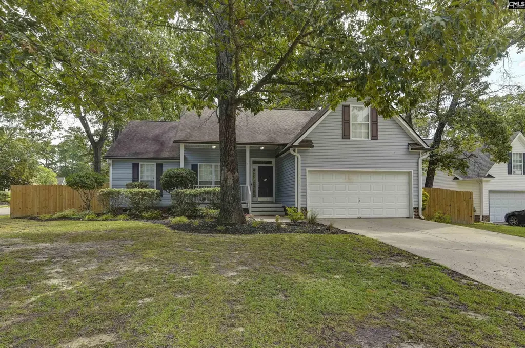 1 Cambridge Oaks Ct