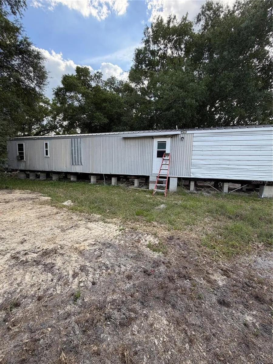 1059 NE Sugar Babe Rd