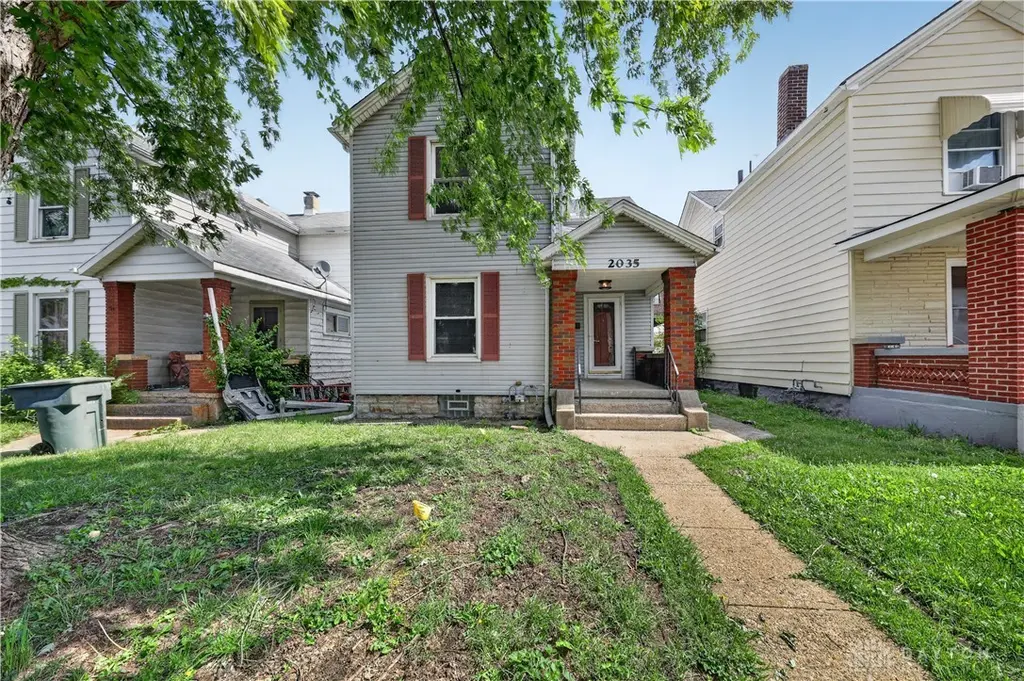 2035 Stapleton Ct