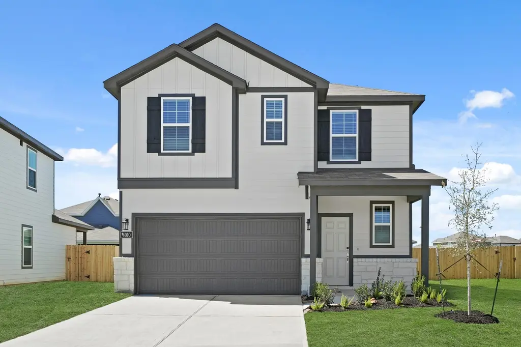 4010 Crowning Ct