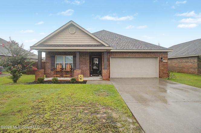 10204 Little Gem Dr