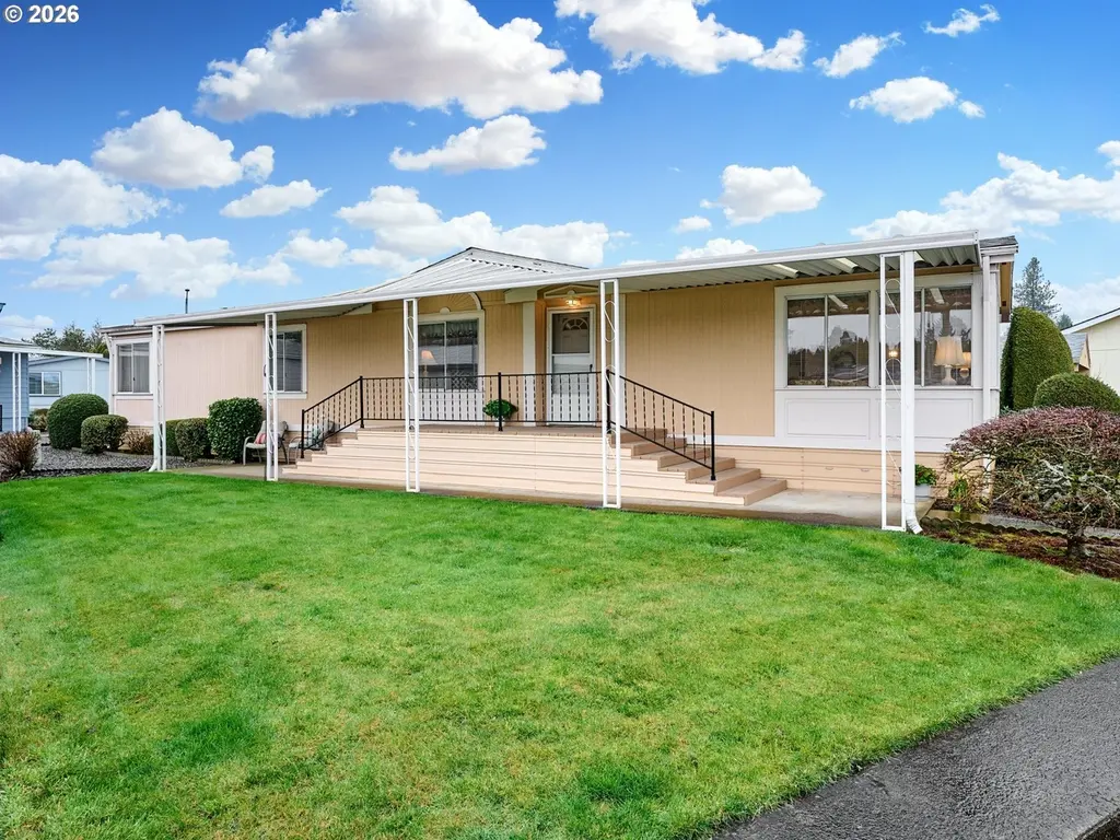2410 Lancaster Dr SE #955