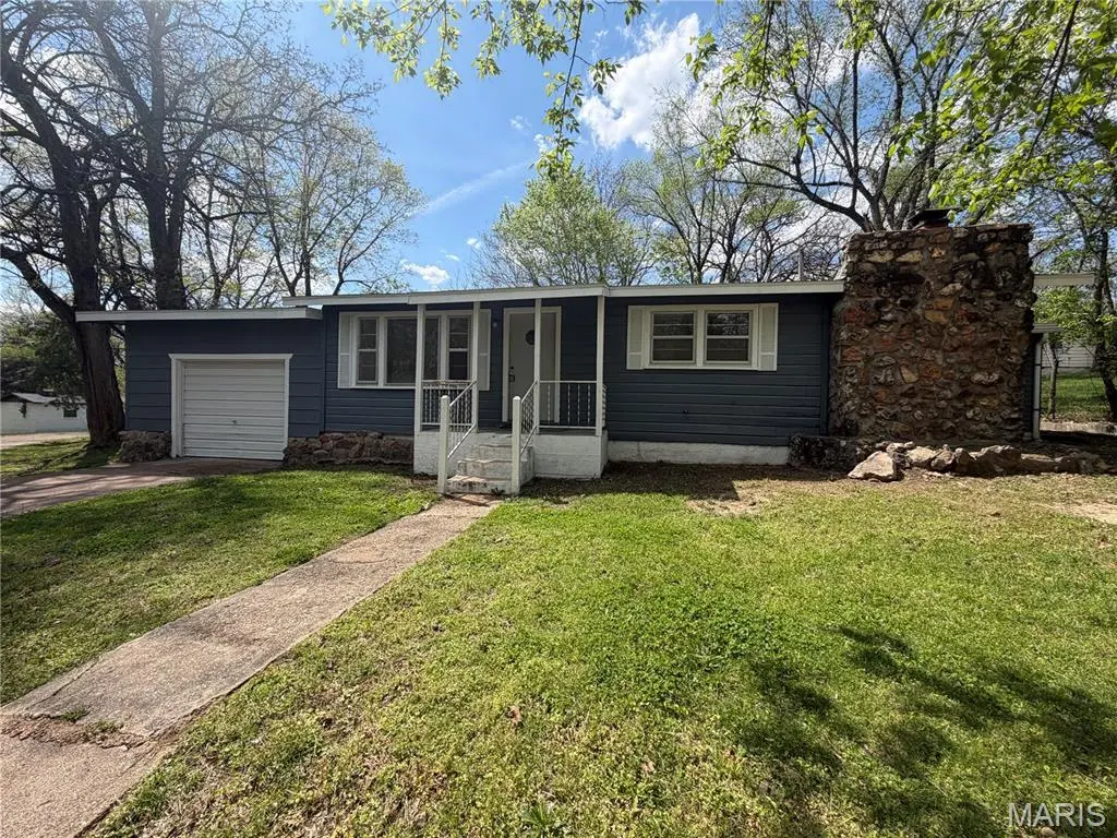 102 Branch Ln