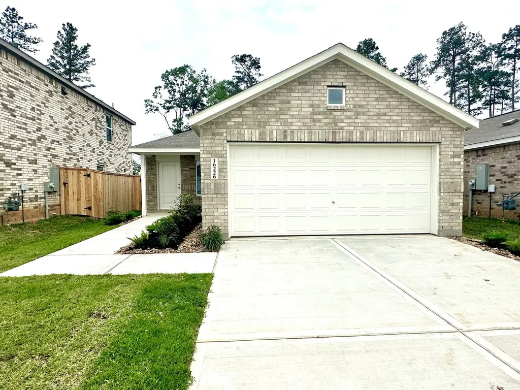 16261 Bergara Bend Dr
