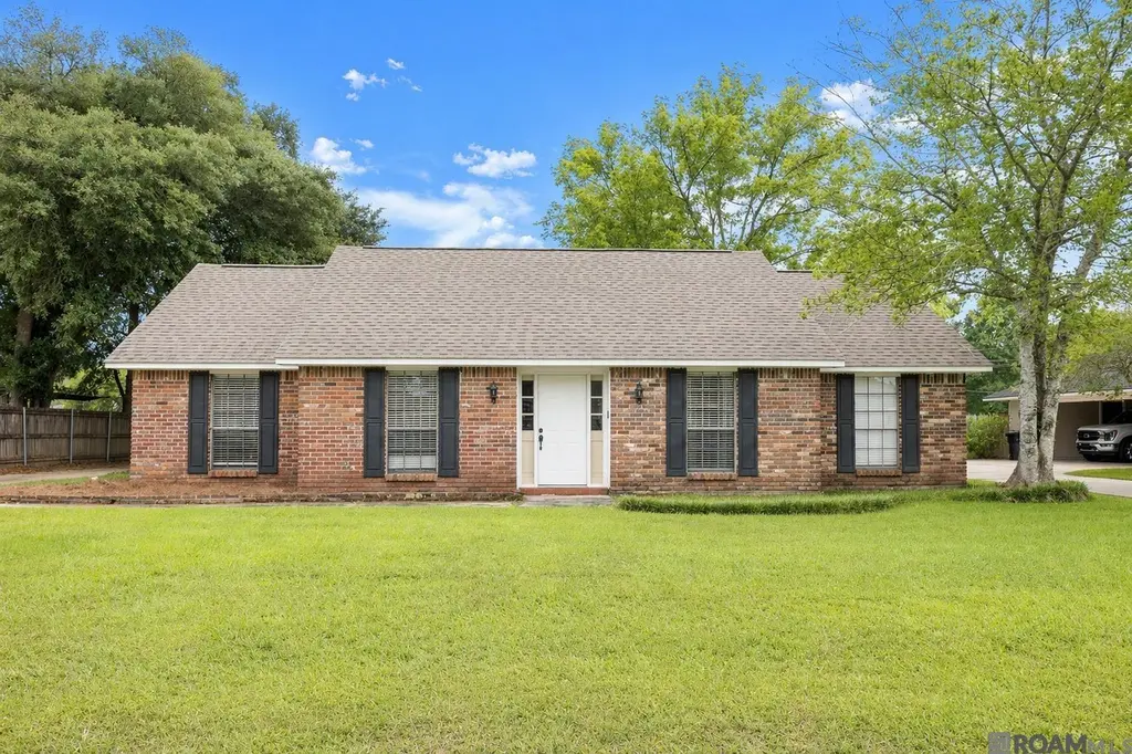 12248 Morganfield Ave