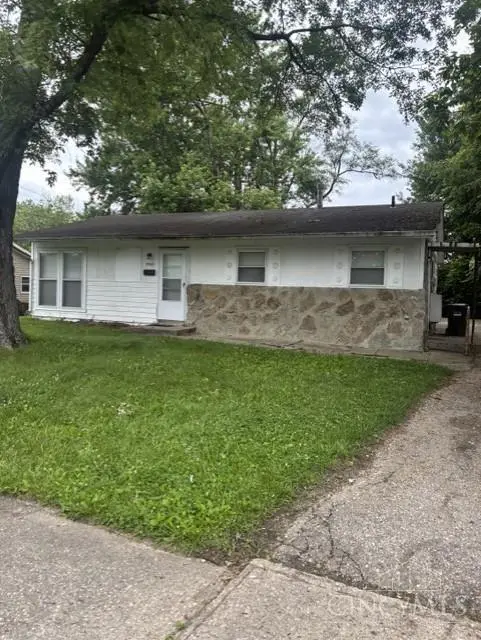 9585 Ridgemoor Ave