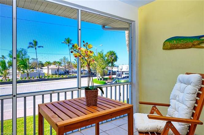 1550 Gulf Shore Blvd N Unit W4