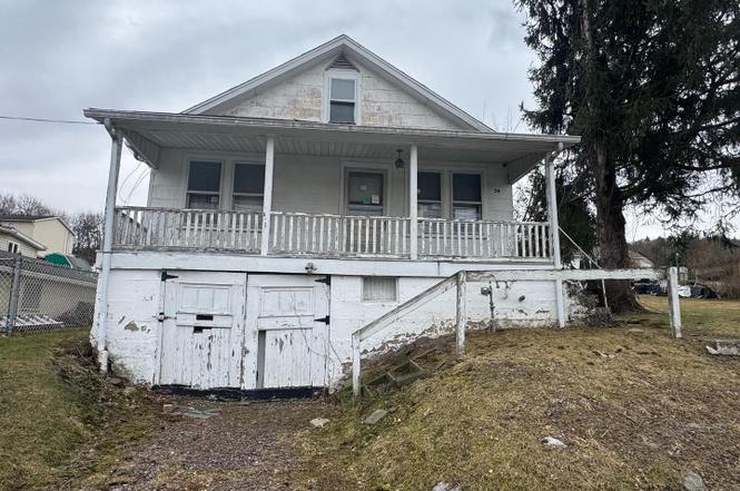 54 Spruce St
