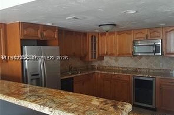 13499 Biscayne Blvd #506