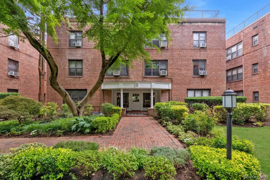2 Townhouse Pl Unit 3N