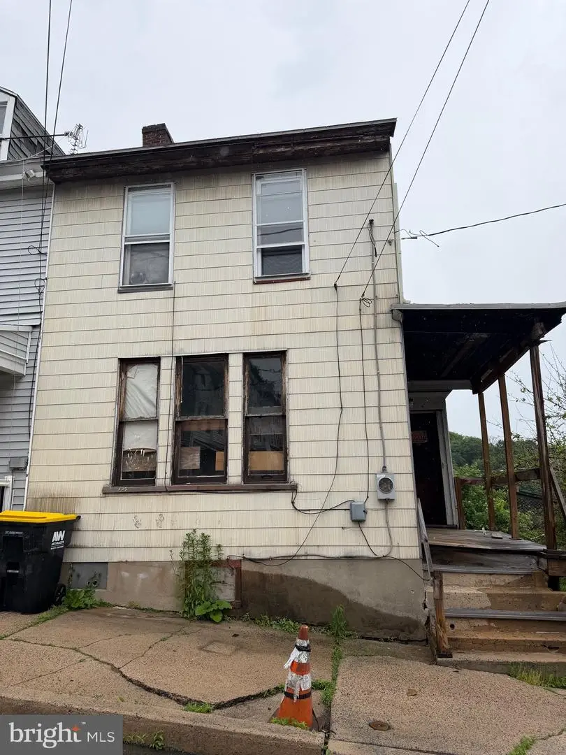 600 N 2nd St