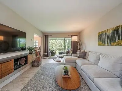 208 Bobolink Way