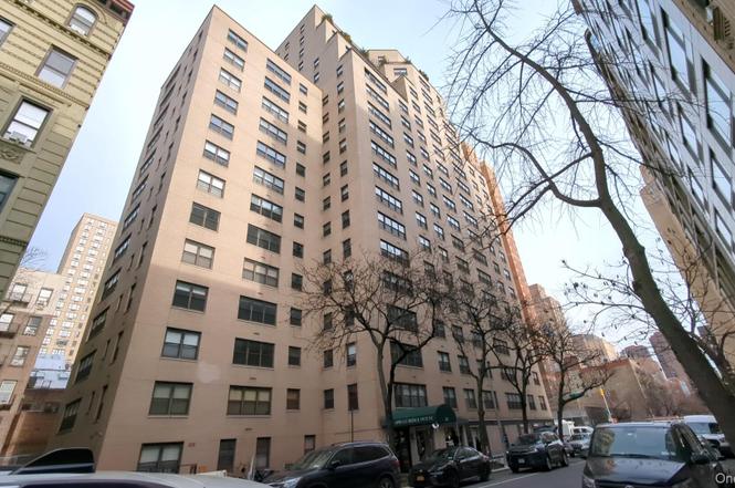 245 E 25th St Unit 15E