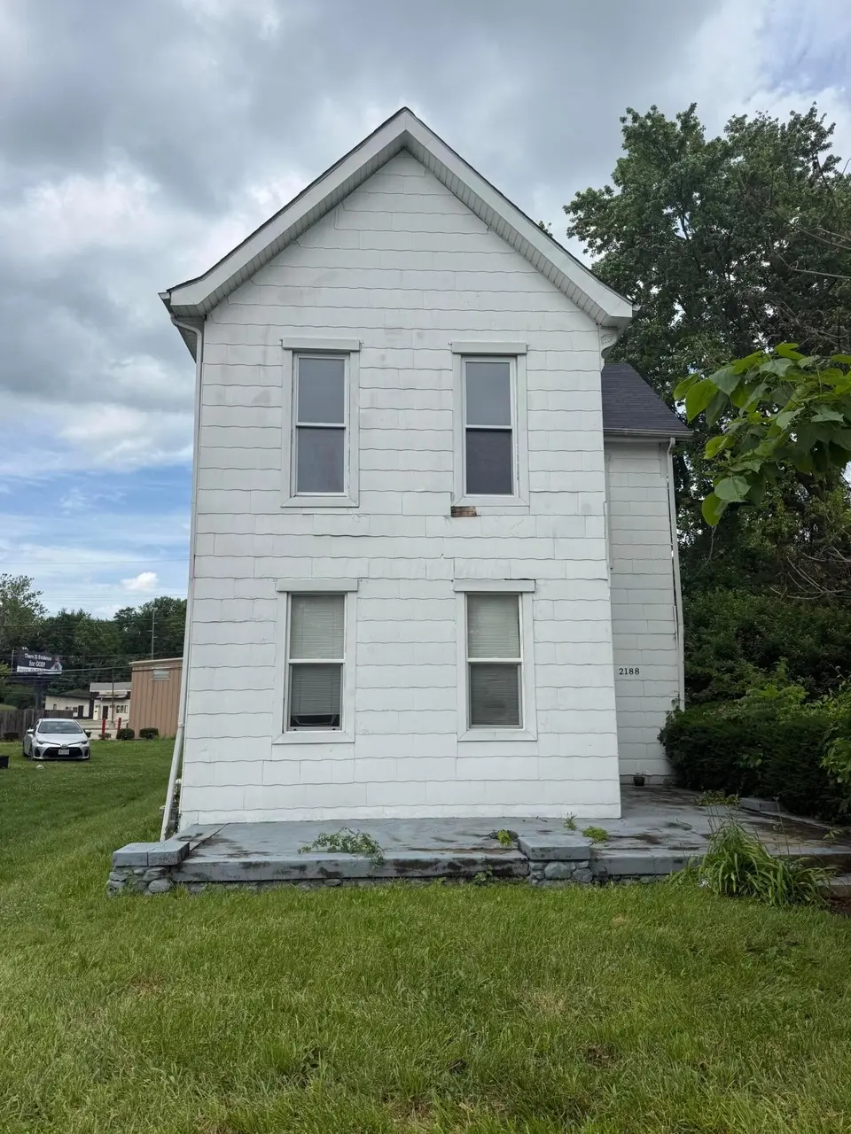 2188 Margaret Ave