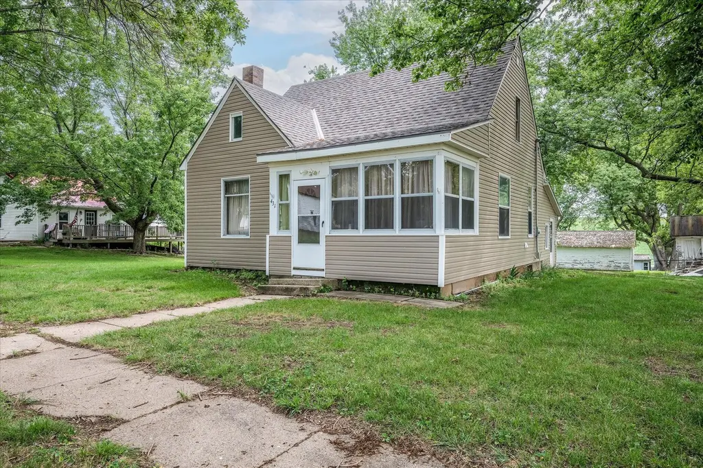 431 S Day Ave