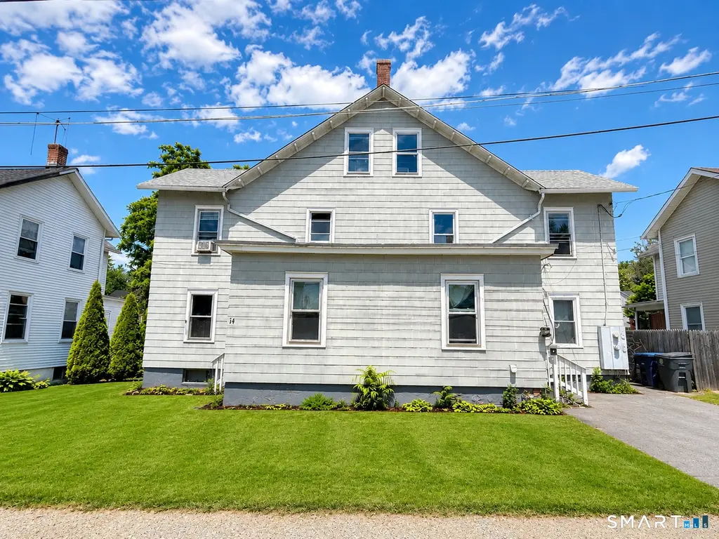 14 Asnuntuck St