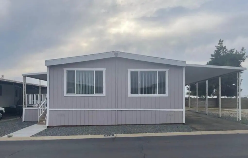 720 E Worth Ave #218