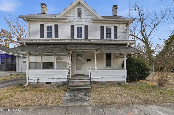 307 Dobbs St