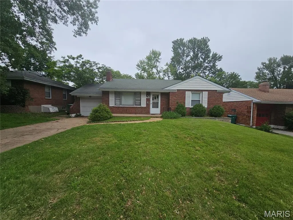 1205 Duenke Dr