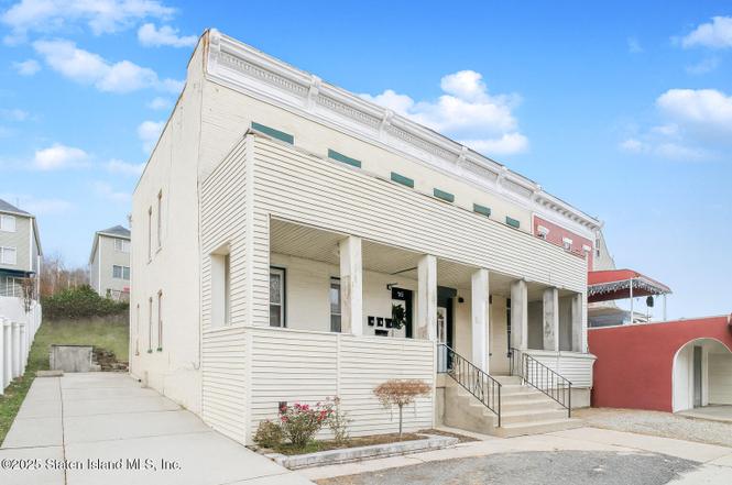 125 Brighton Ave