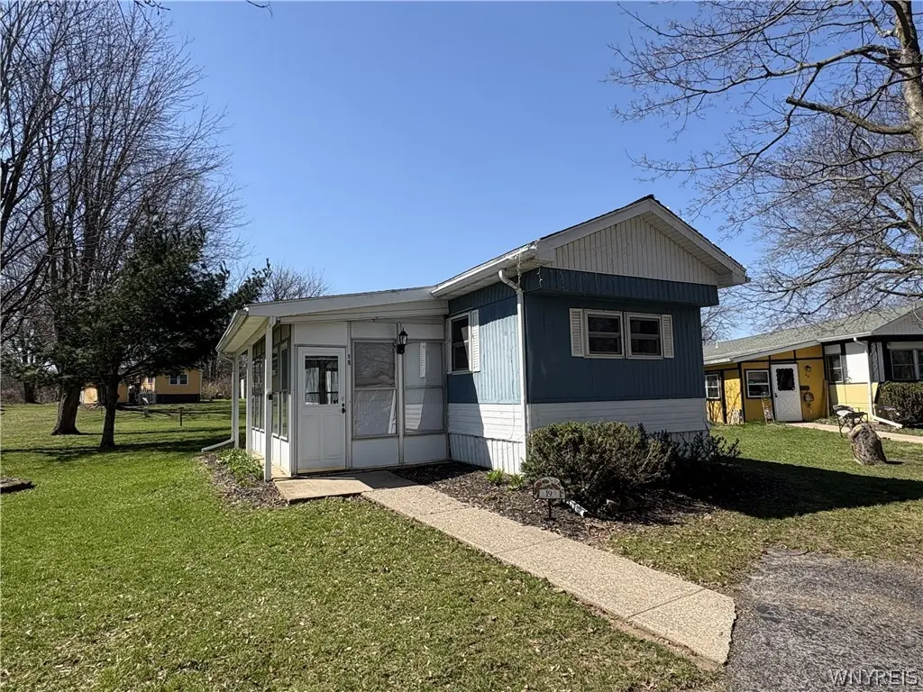 19 Lakewood Vlg