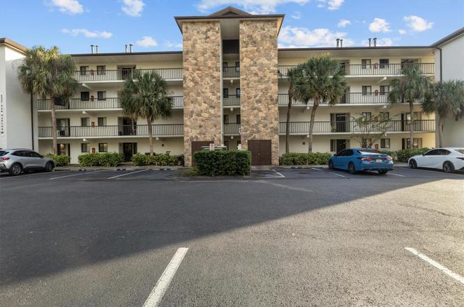 2037 San Marcos Dr SE #217