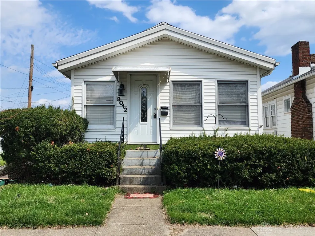 3012 Wayland Ave