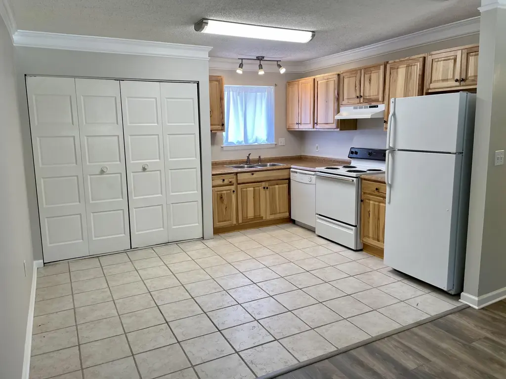 201 E College Blvd #46