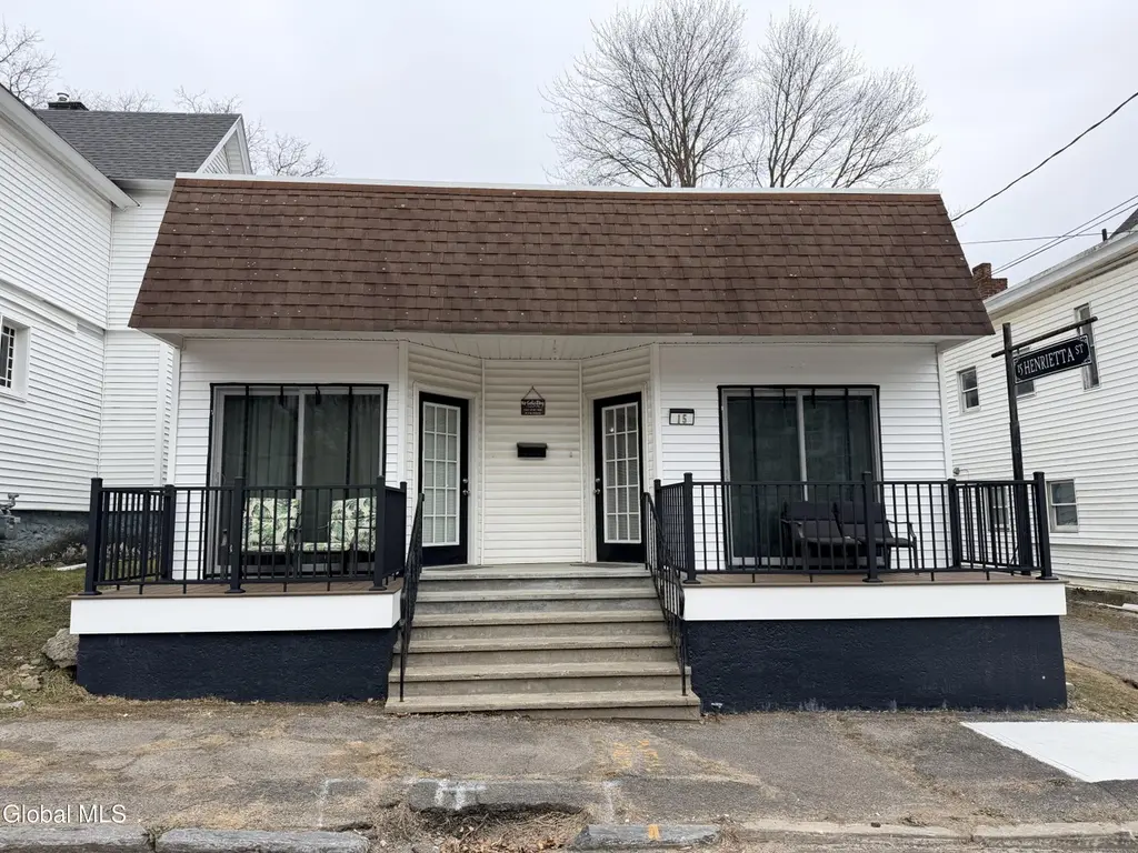15 Henrietta St