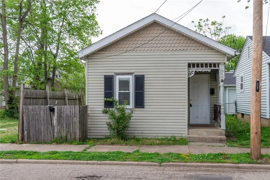 2039 Howard Ave