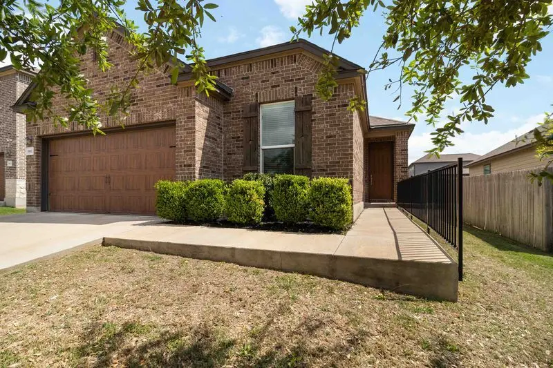 1911 Prickly Pear Dr