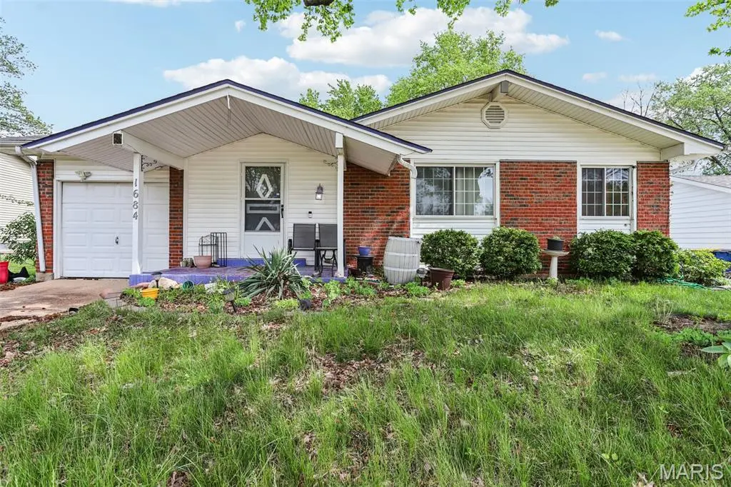 1684 Kew Gardens Dr