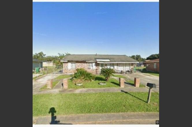 916 W Krueger Ln