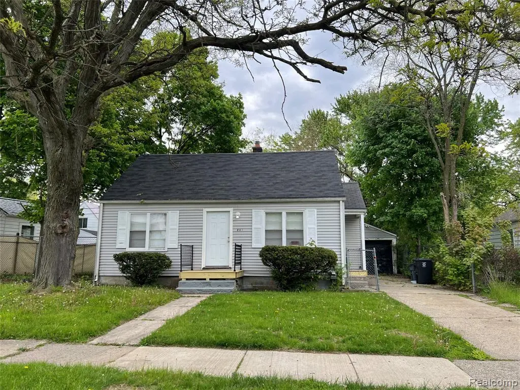 801 Hubbard Ave