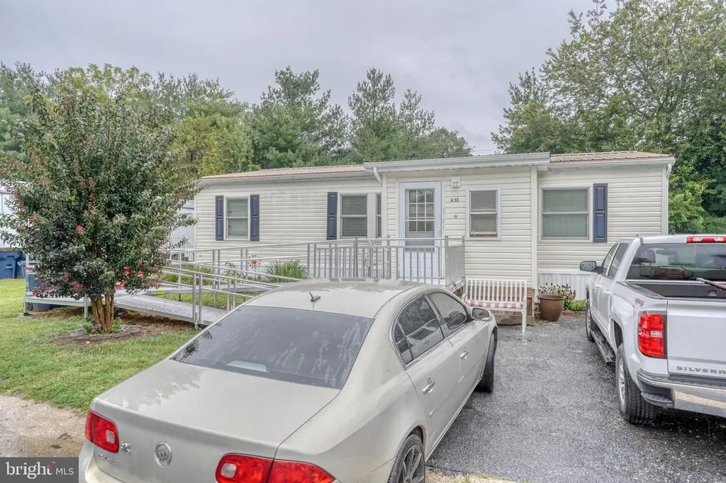 1679 S State St Unit A55