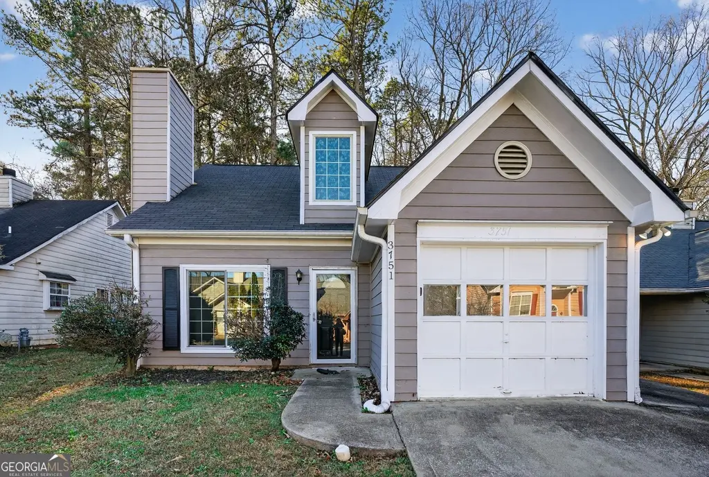 3751 Oakwood Mnr