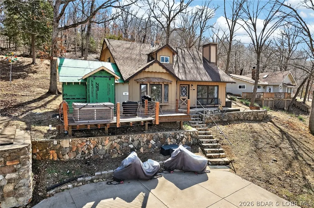 248 Curvy Rd