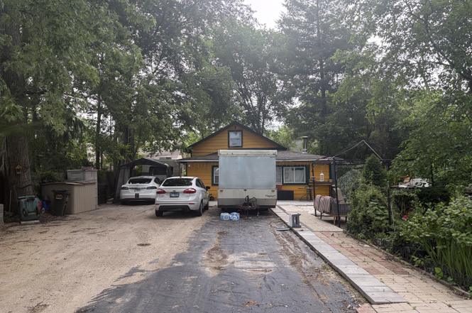 125 Sunnyside Ave