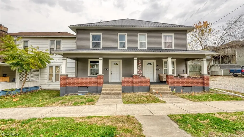 825 Beatty Ave