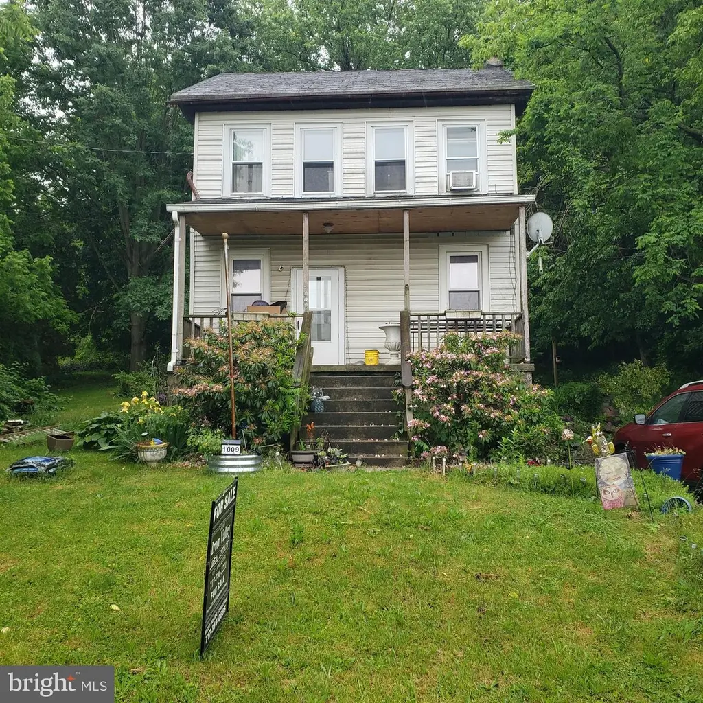 1009 Stone Hill Rd