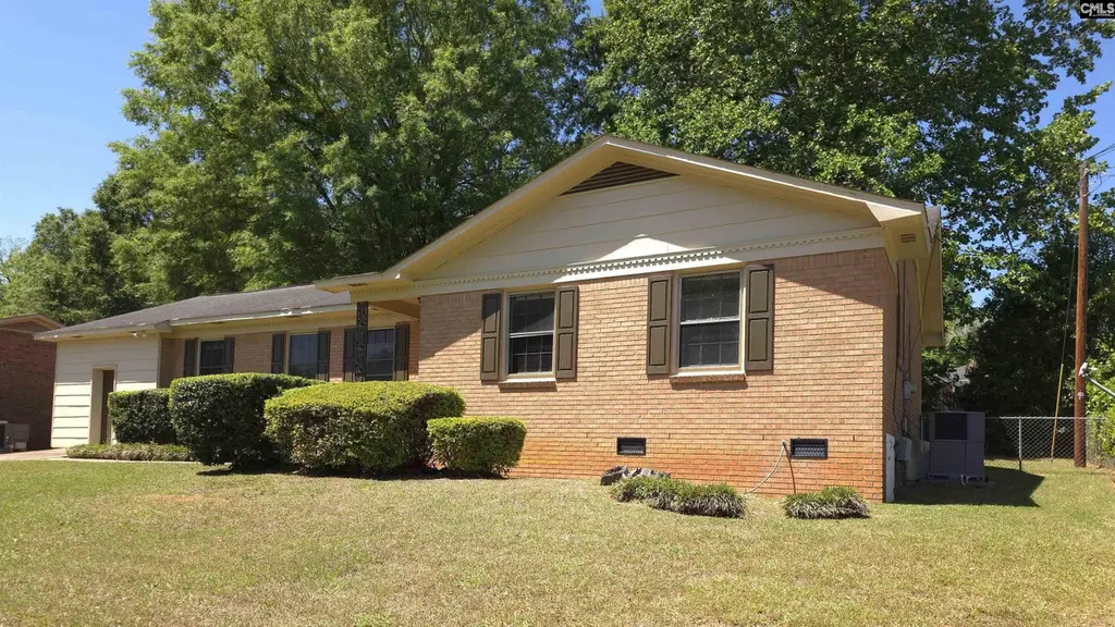 311 Spartan Dr