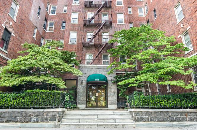 3321 Bruckner Blvd Unit 4A
