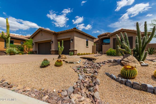 37143 N Greythorn Cir