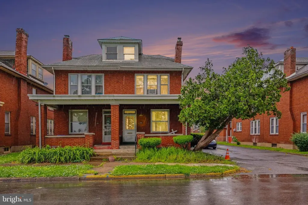 508 Graham St