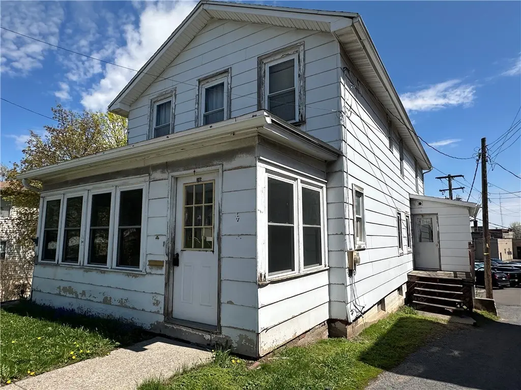 245 N Main St