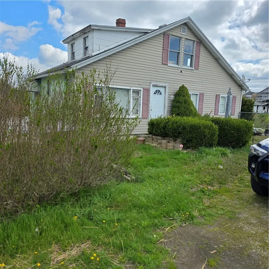 212 Fayette Ave