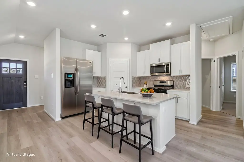 416 Sunrise Ranch Dr