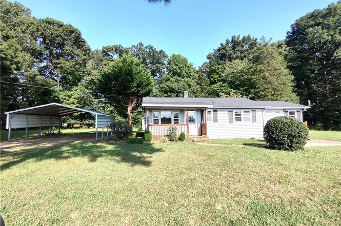 53 Old E C Womack Rd