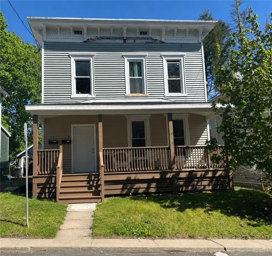 7-9 Reynolds Ave