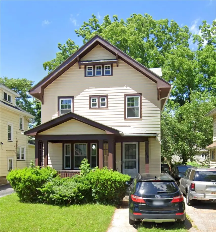 138 Ellicott St